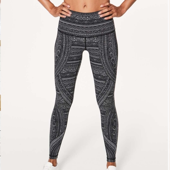 Lululemon Nulux Entwined Wunder Unders - Picture 1 of 10